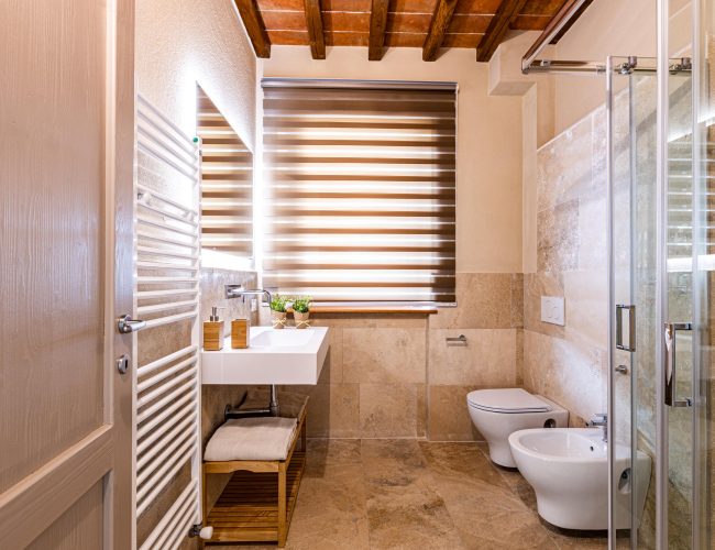 il bagno in pietra naturale